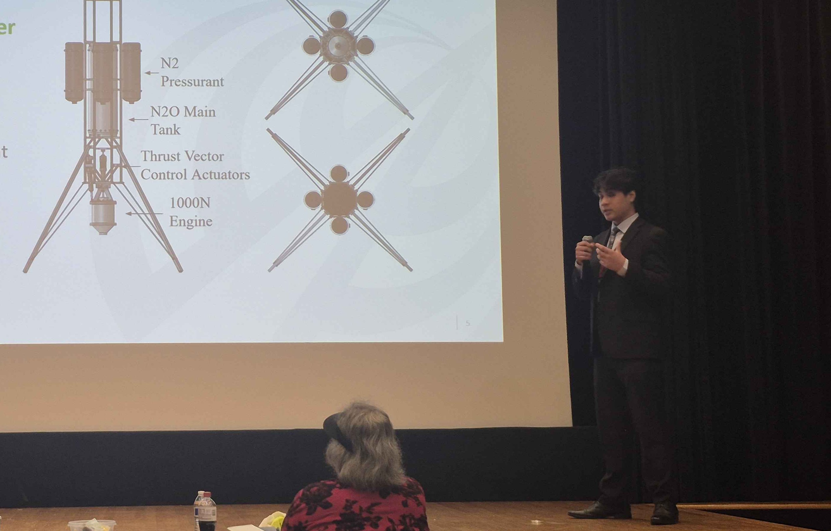 Benedict Virtucio presenting